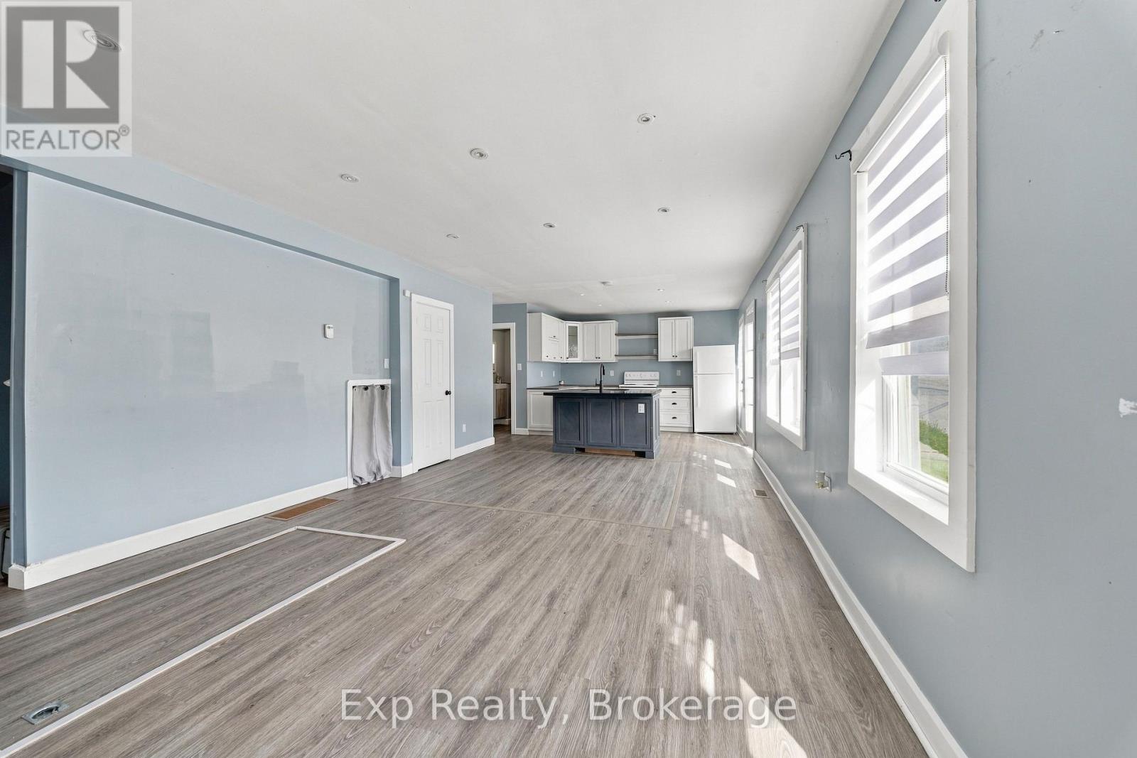15 MADOC STREET - Image 16