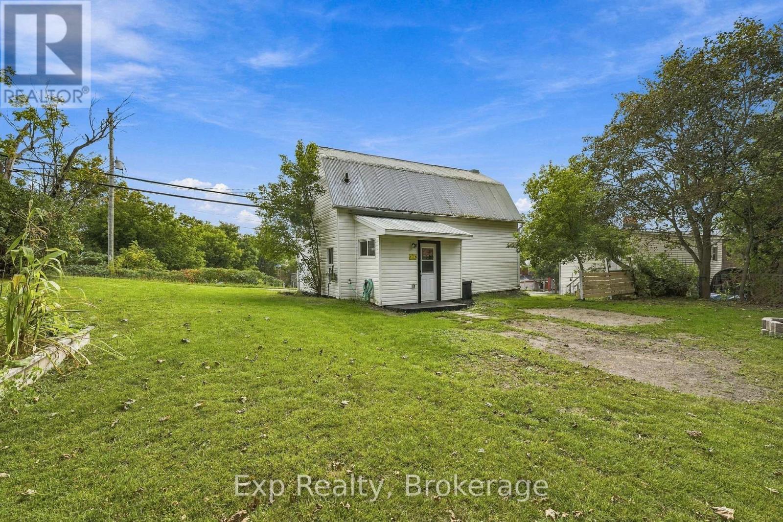 15 MADOC STREET - Image 31