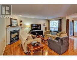Bedroom 2 - 1701 Devos Drive, London North, ON N5X4H8 Photo 7