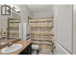 12121 103a Street, Grande Prairie, AB T8V2L5 Photo 28