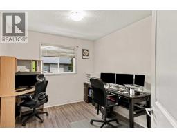 12121 103a Street, Grande Prairie, AB T8V2L5 Photo 15