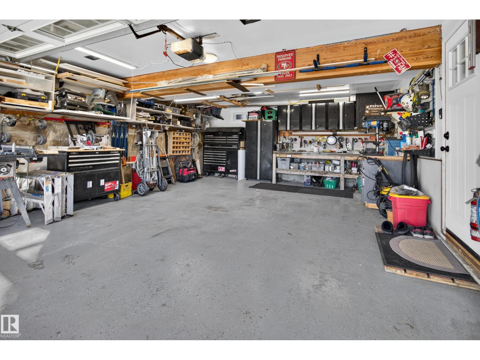 16 BRAESIDE CR - 66