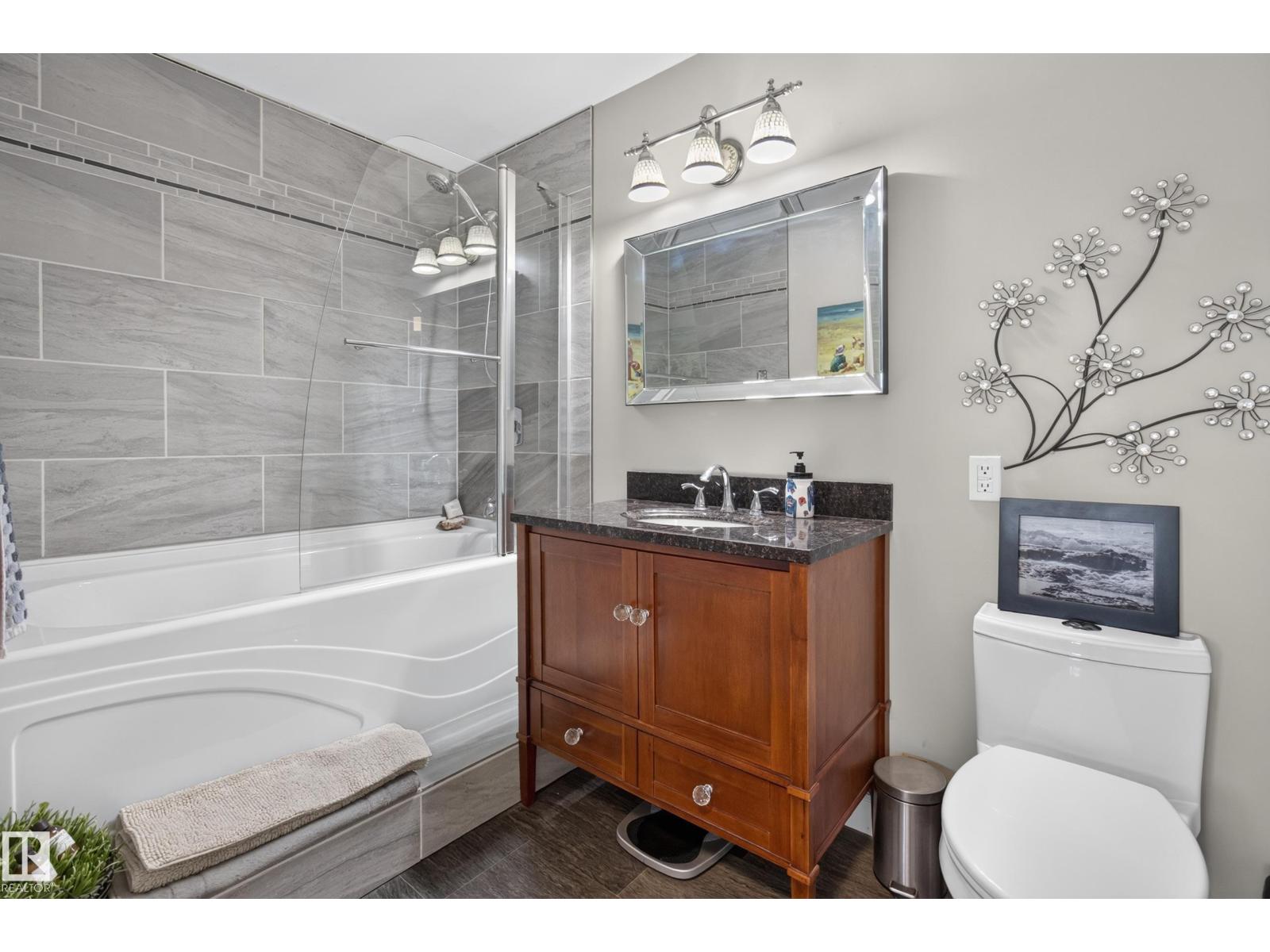 16 BRAESIDE CR - 36