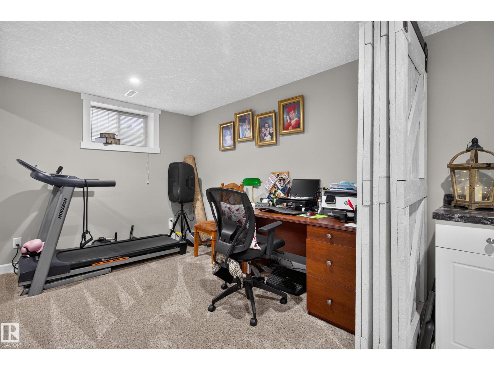 16 BRAESIDE CR - 45