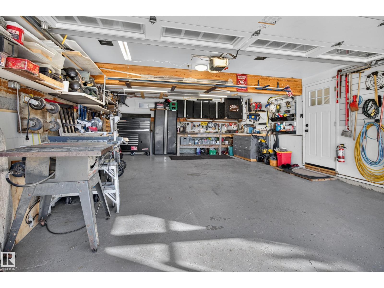 16 BRAESIDE CR - 65