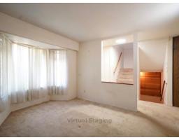 13870 Laurel Drive, Surrey, BC V3T1A9 Photo 7