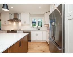 20376 40a Avenue, Langley, BC V3A2Y8 Photo 11