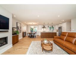 20376 40a Avenue, Langley, BC V3A2Y8 Photo 16