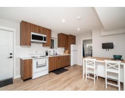 20376 40a Avenue, Langley, BC V3A2Y8 Photo 6