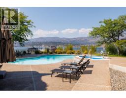 2368 Abbott Street Unit# 4, Kelowna, BC V1Y9G7 Photo 45