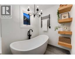 775 Strathcona Drive Sw, Calgary, AB T3H1N8 Photo 29