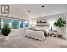 775 Strathcona Drive Sw, Calgary, AB T3H1N8 Photo 24