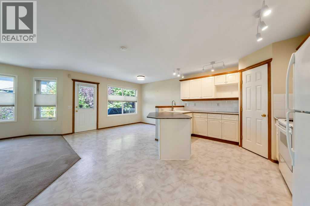 472 Douglas Glen Point SE - 20