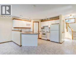 472 Douglas Glen Point Se, Calgary, AB T2Z3G4 Photo 14