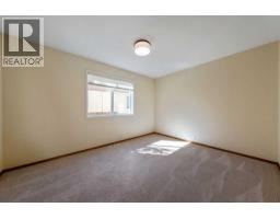 472 Douglas Glen Point Se, Calgary, AB T2Z3G4 Photo 28