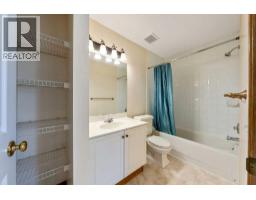 472 Douglas Glen Point Se, Calgary, AB T2Z3G4 Photo 29