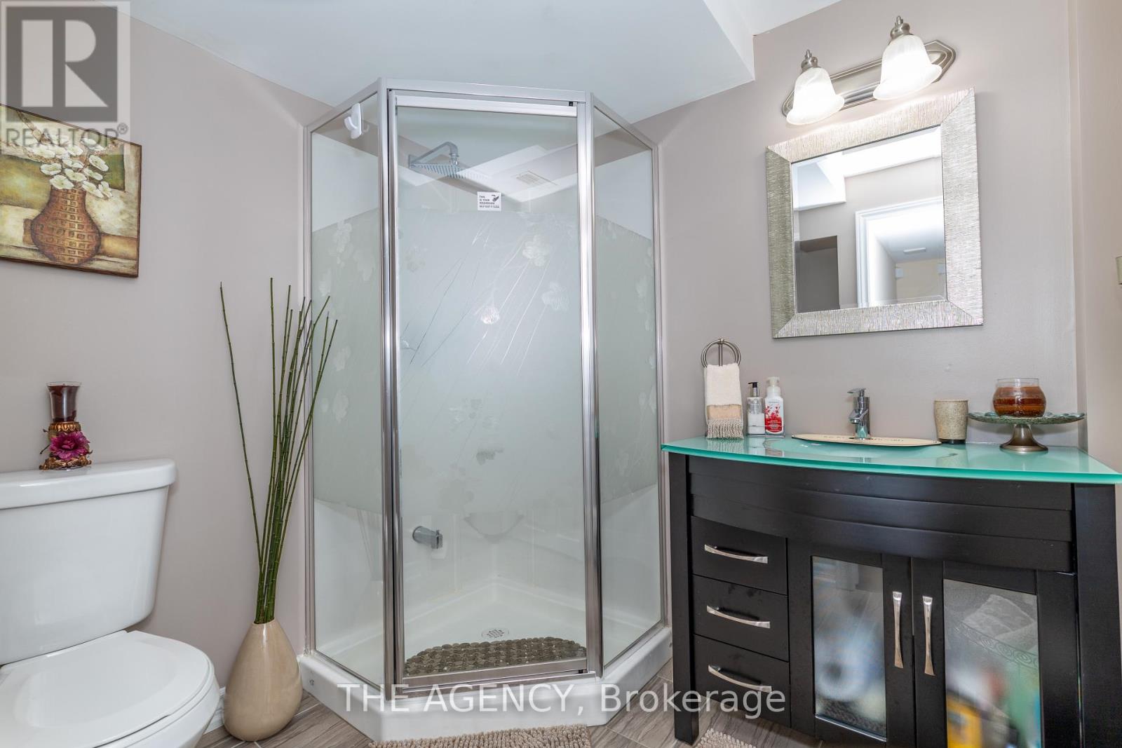 54 Thames Drive, Whitby, ON photo 31