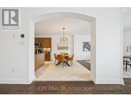 Kitchen - 61 Minerva Avenue, Toronto, ON M1M0C2 Photo 6