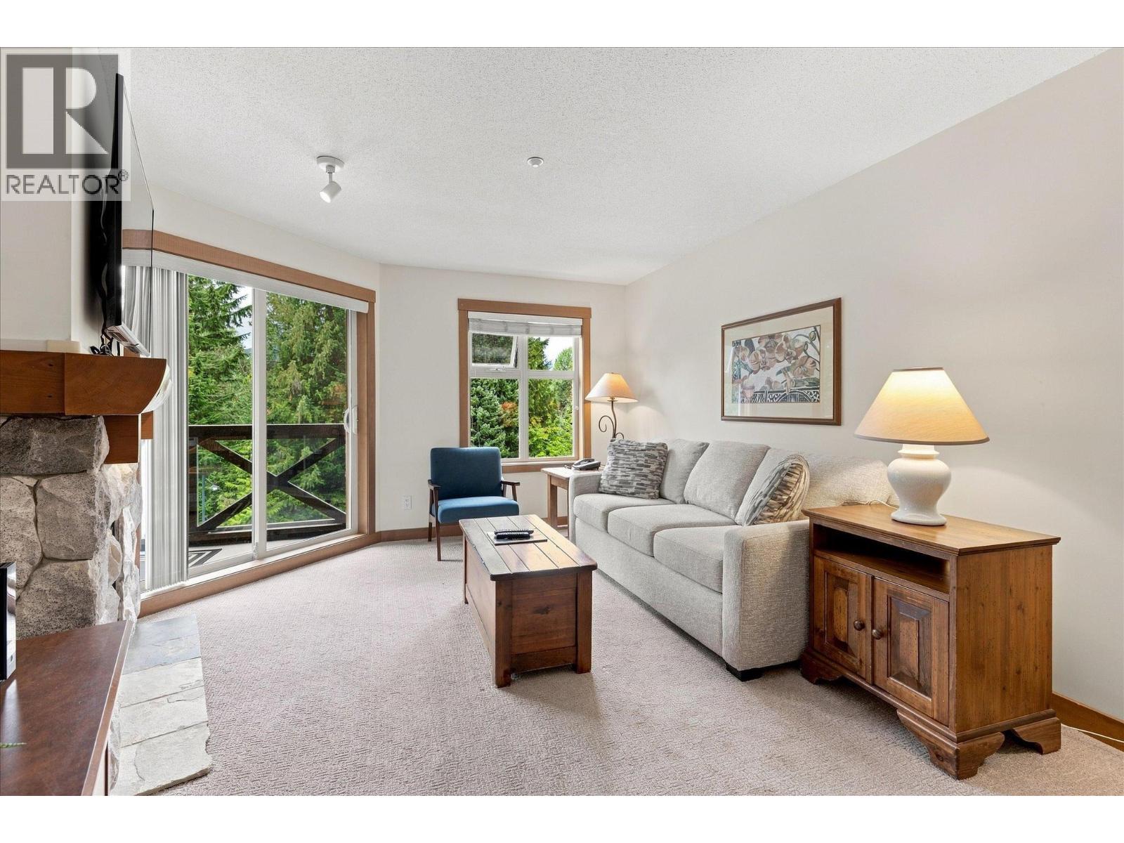 #311 4660 BLACKCOMB Way, Whistler, British Columbia, V8E0X7, Whistler, British Columbia — photo 2 of 5