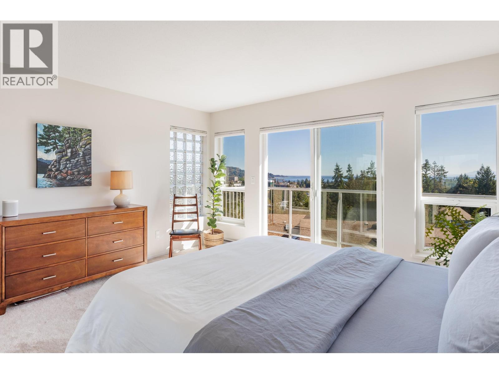 8 5768 MARINE WAY, Sechelt