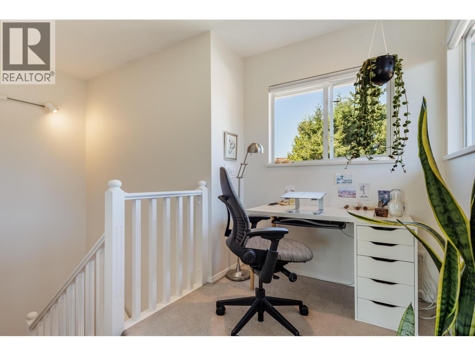 8 5768 MARINE WAY, Sechelt