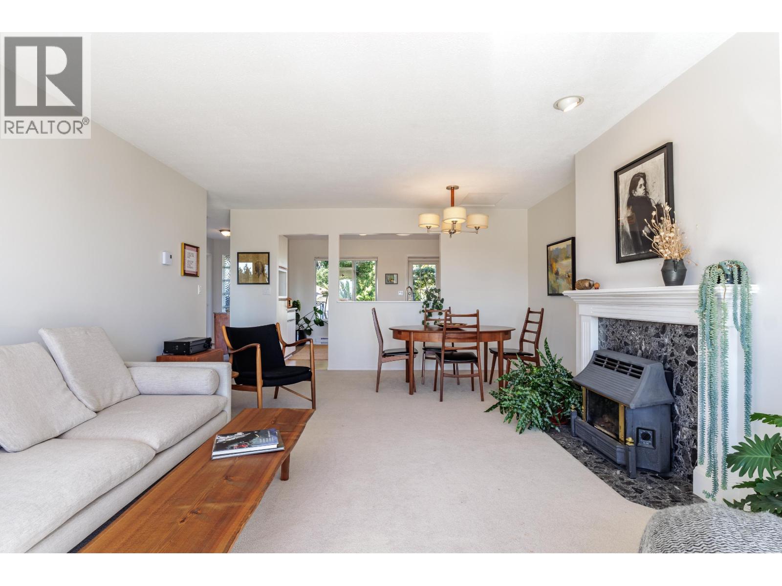 8 5768 MARINE WAY, Sechelt