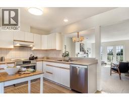8 5768 Marine Way, Sechelt, BC V7Z0K4 Photo 10