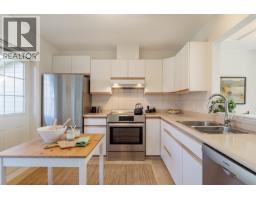 8 5768 Marine Way, Sechelt, BC V7Z0K4 Photo 11