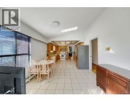 3056 E 28th Avenue, Vancouver, BC V5R1S5 Photo 9