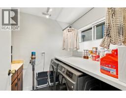 330 N Gamma Avenue, Burnaby, BC V5C1X9 Photo 26