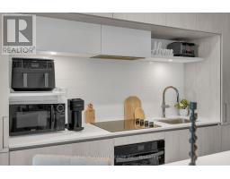713 - 6 David Eyer Road, Richmond Hill, ON L4S0N5 Photo 8