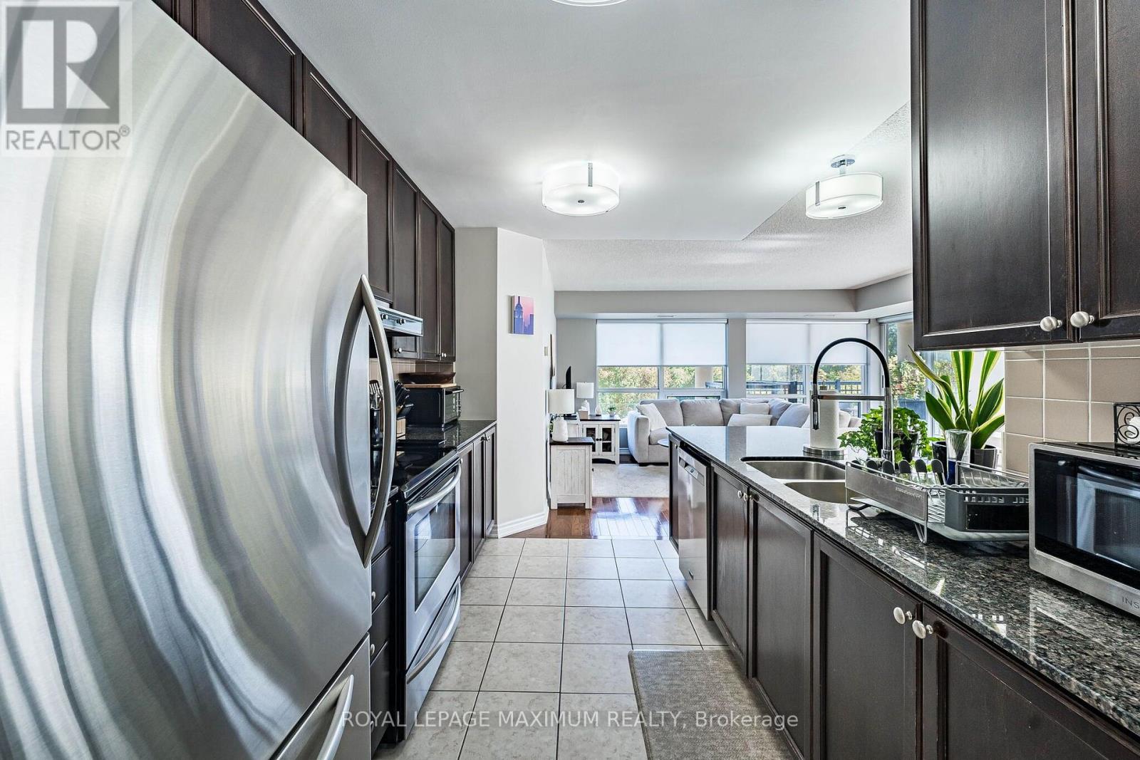 #305 8026 KIPLING AVENUE - 10
