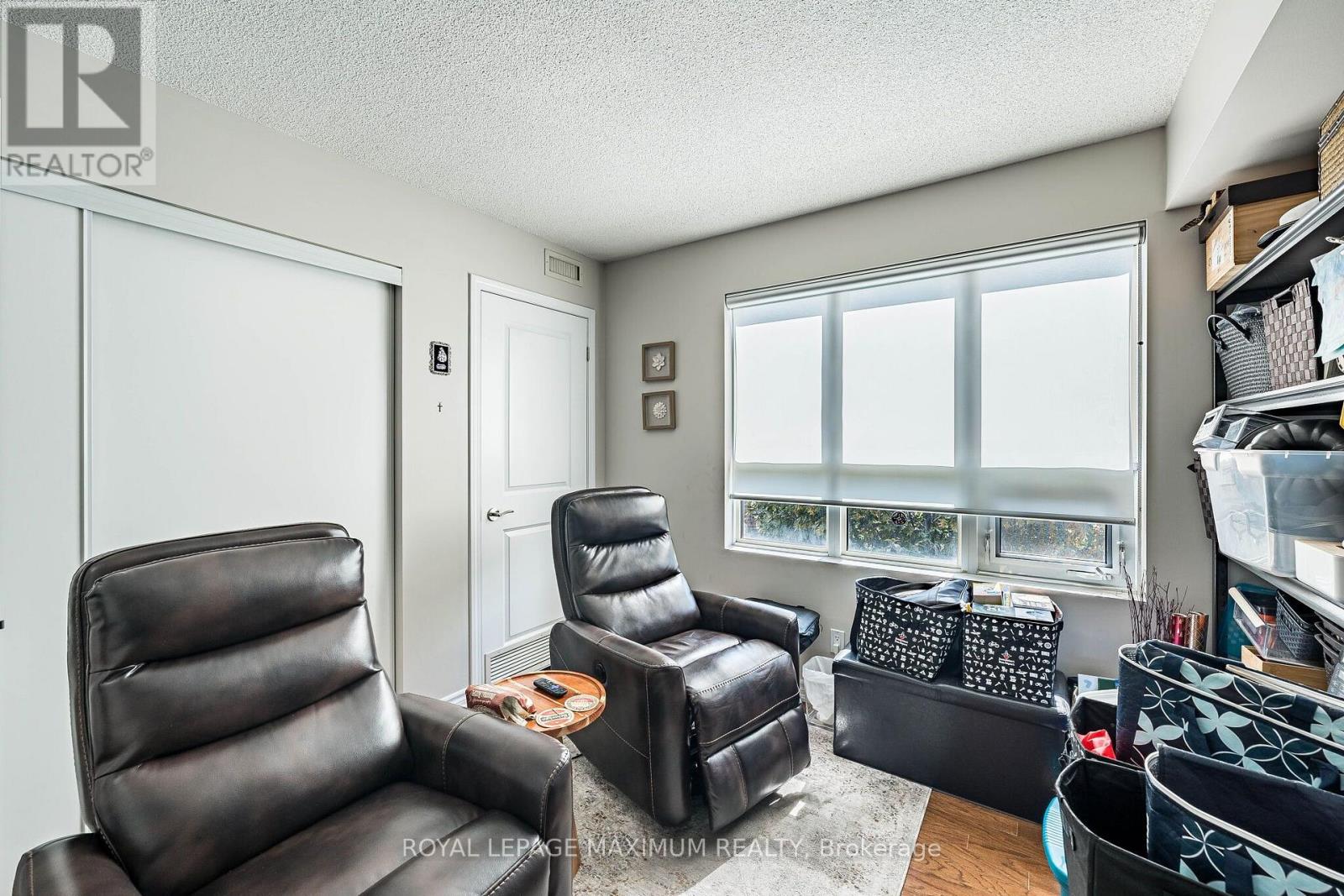#305 8026 KIPLING AVENUE - 35