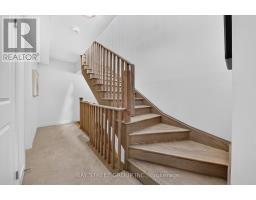 42 Herman Gilroy Lane, Markham, ON L6C3L7 Photo 19