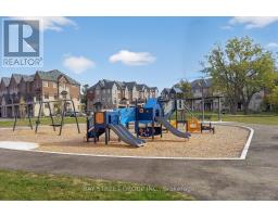 42 Herman Gilroy Lane, Markham, ON L6C3L7 Photo 23
