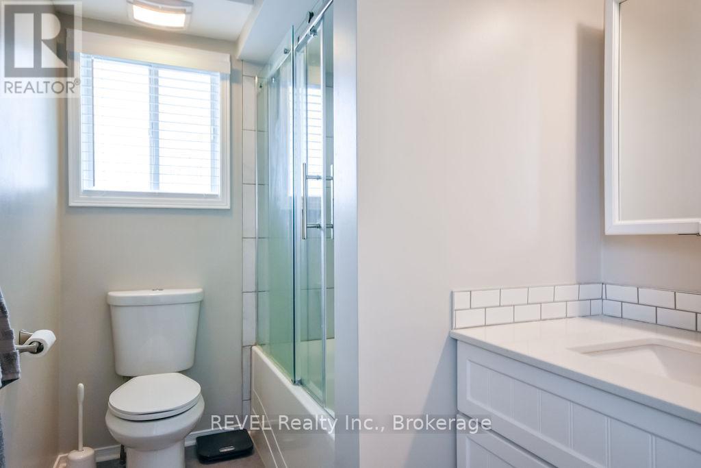 179 LUCKPORT CRESCENT - 22