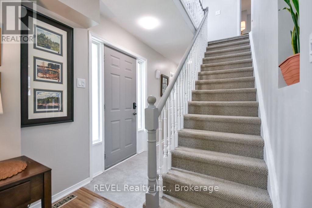179 LUCKPORT CRESCENT - 4