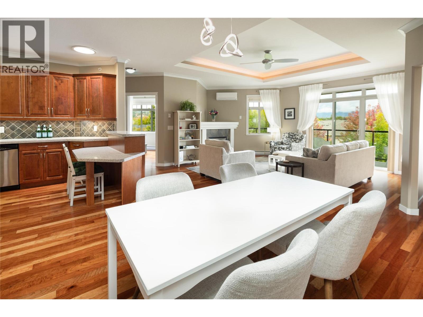 #406 307 Whitman Road - 11