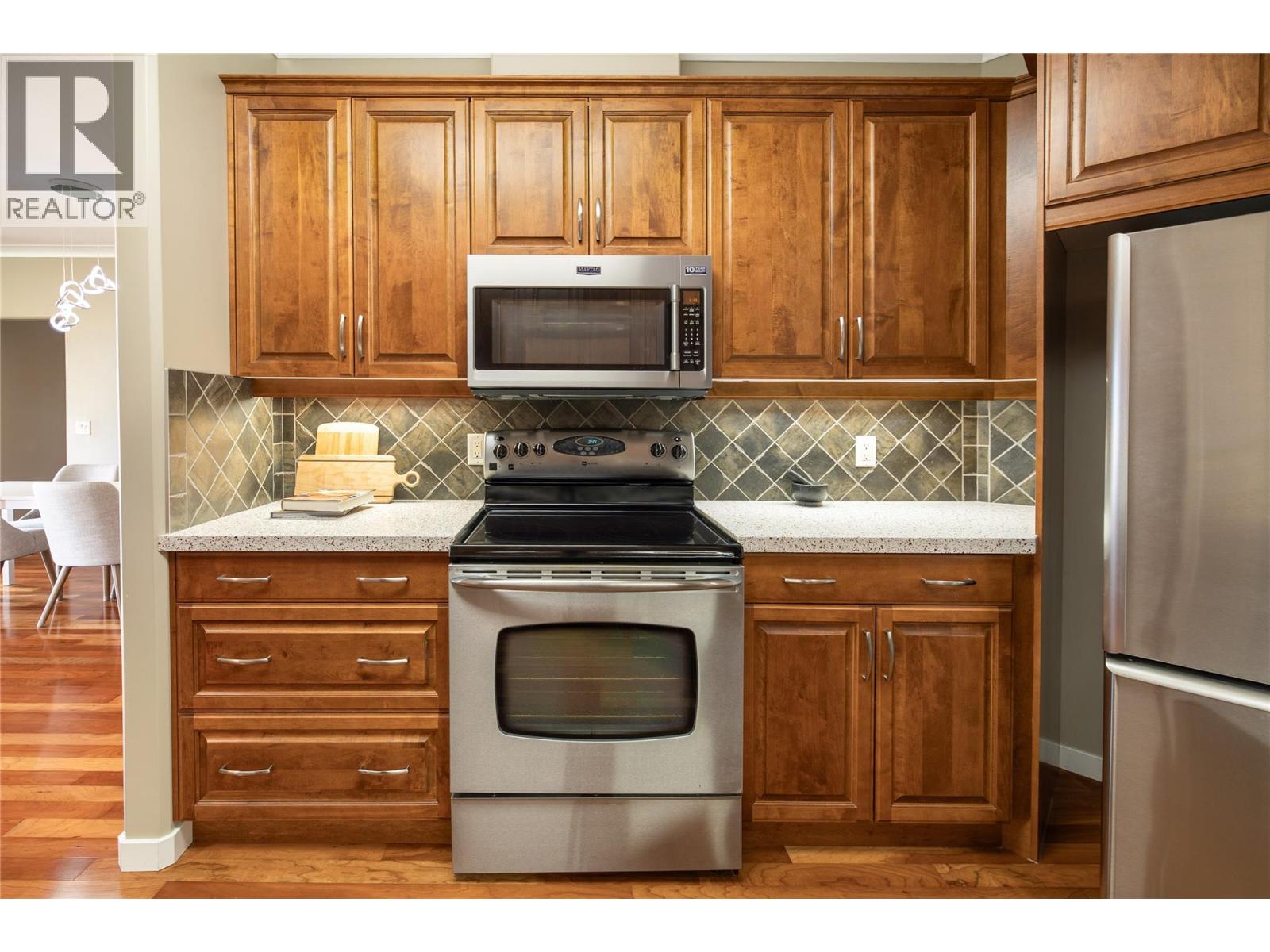 #406 307 Whitman Road - Image 8