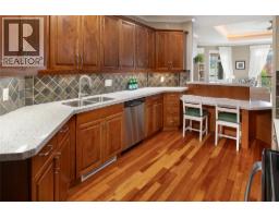 Kitchen - 307 Whitman Road Unit# 406, Kelowna, BC V1V2P3 Photo 7