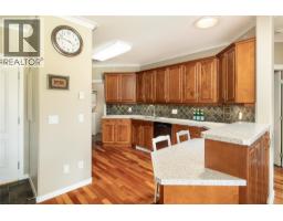 Living room - 307 Whitman Road Unit# 406, Kelowna, BC V1V2P3 Photo 9