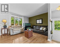 484 Wylie Road, Laurentian Hills, ON K0J1P0 Photo 10