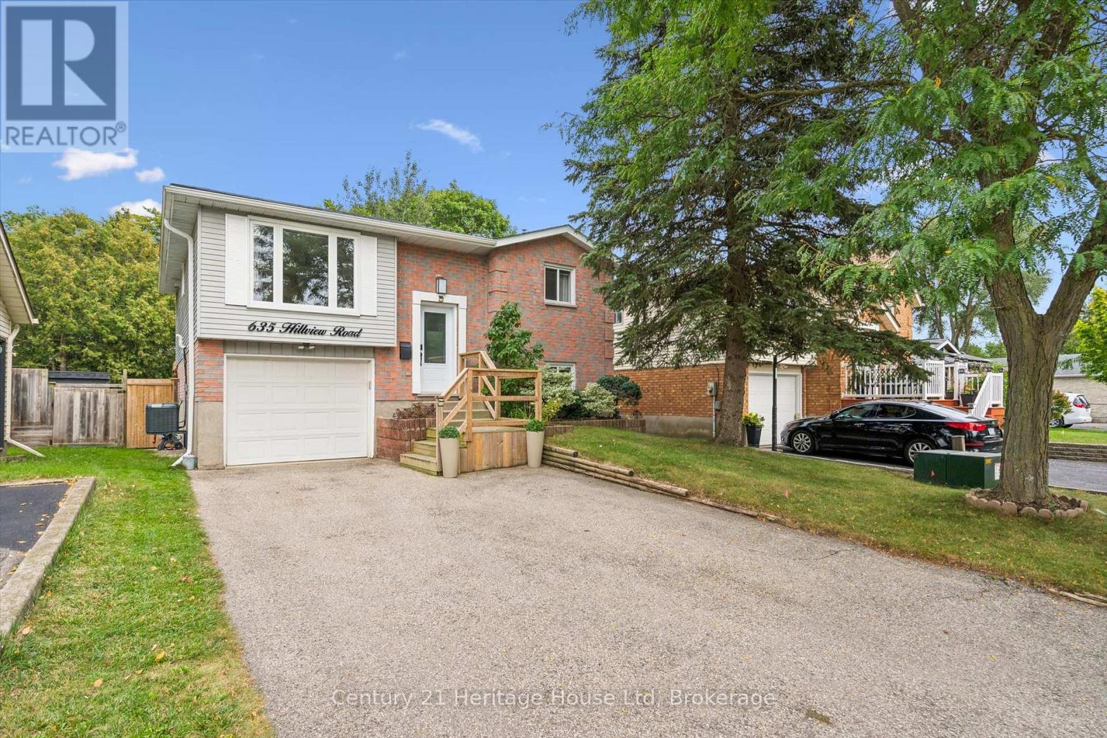 635 HILLVIEW ROAD — photo 2