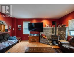 49 Queen Street E, South Bruce Peninsula, ON N0H1P0 Photo 25