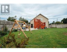 Bedroom 2 - 49 Queen Street E, South Bruce Peninsula, ON N0H1P0 Photo 8