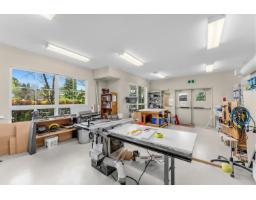 235 13888 70 Avenue, Surrey, BC V3W0R8 Photo 39