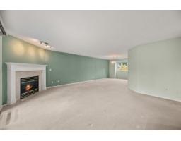 235 13888 70 Avenue, Surrey, BC V3W0R8 Photo 9