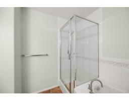 235 13888 70 Avenue, Surrey, BC V3W0R8 Photo 21