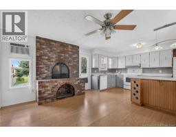 Foyer - 40 Rue Du Parc, Bouctouche, NB E4S3C5 Photo 12