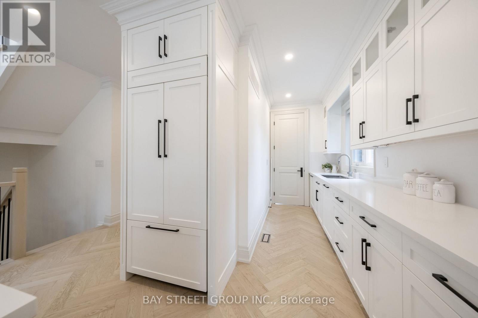 9 GAYLORD DRIVE - 16